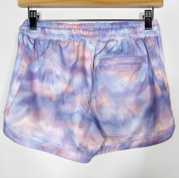 ATHLETA ALL PLAY 3" SHORT IN TIE DYE PURPLE AND PINK SIZE 14 - Picture 6 of 8